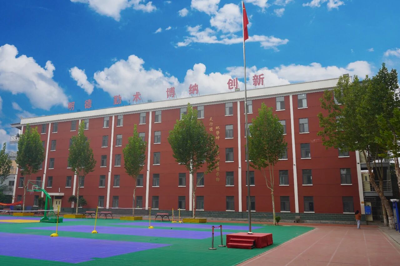 河北现代信息工程技工学校校园环境